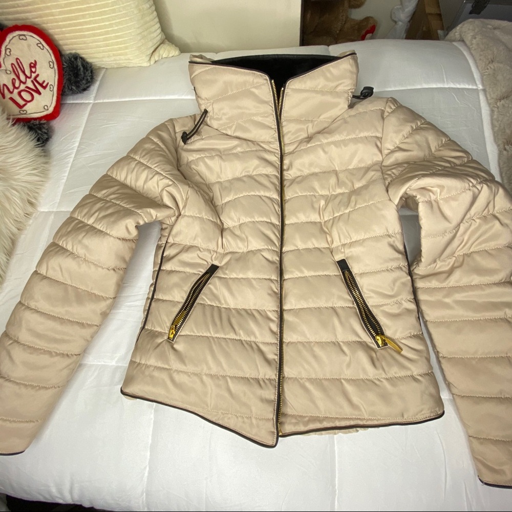 Jacket - Picture 3 of 6